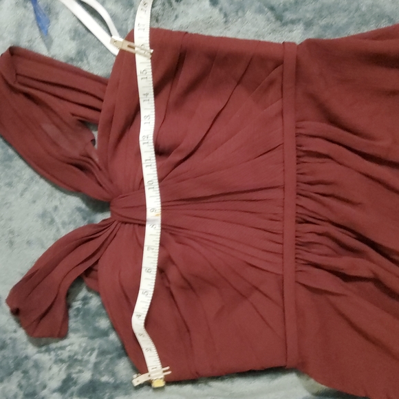 Party dress/Prom dress by David Bridal - Picture 4 of 8